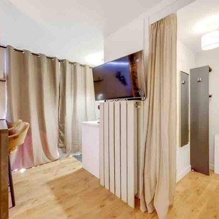 Appartement Panorama - A Seulement 15 Minutes Des Champs-Elysees Clichy Esterno foto