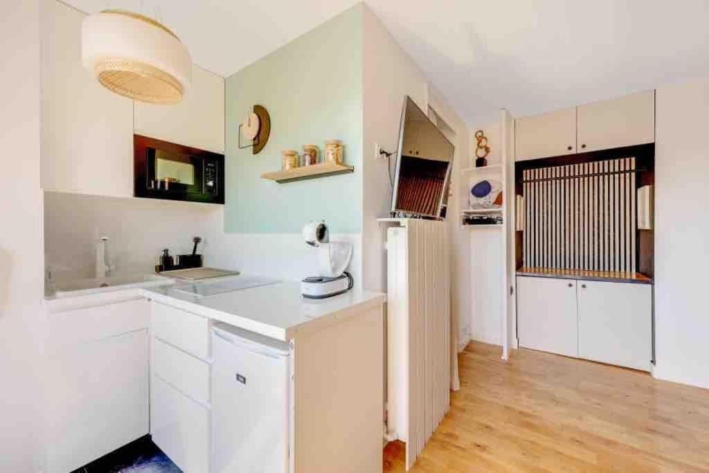 Appartement Panorama - A Seulement 15 Minutes Des Champs-Elysees Clichy Esterno foto