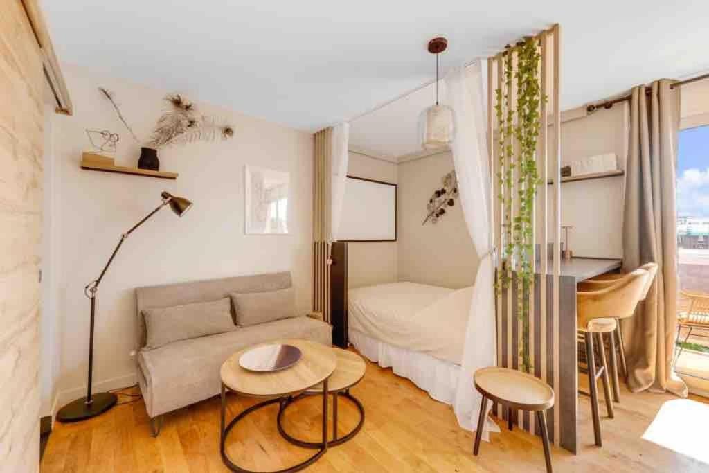 Appartement Panorama - A Seulement 15 Minutes Des Champs-Elysees Clichy Esterno foto