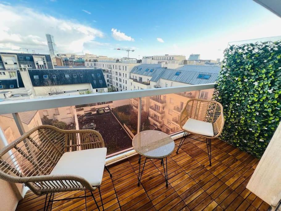 Appartement Panorama - A Seulement 15 Minutes Des Champs-Elysees Clichy Esterno foto