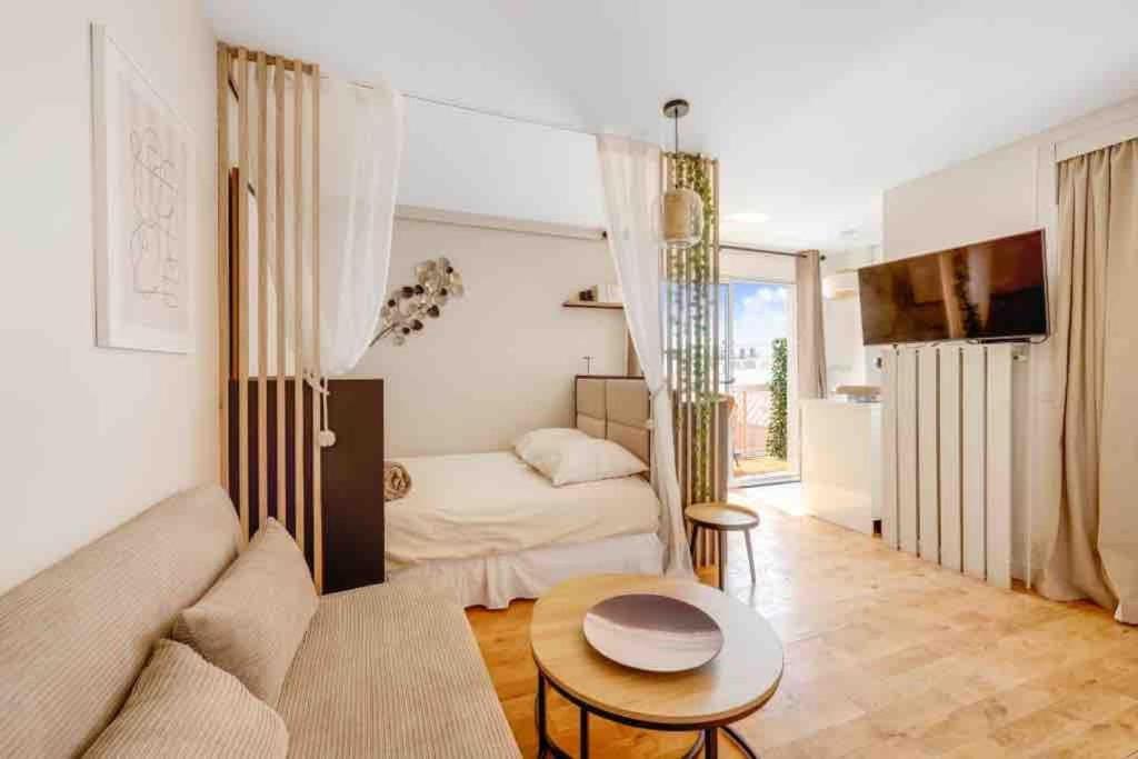 Appartement Panorama - A Seulement 15 Minutes Des Champs-Elysees Clichy Esterno foto